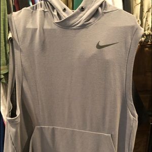 Men’s XL sleeveless hoodie